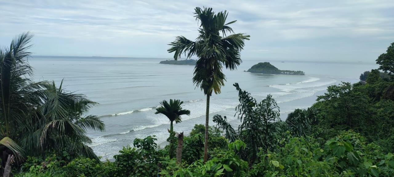 Apartmán Air Manis Secret Surfcamp Taluk Batung Exteriér fotografie