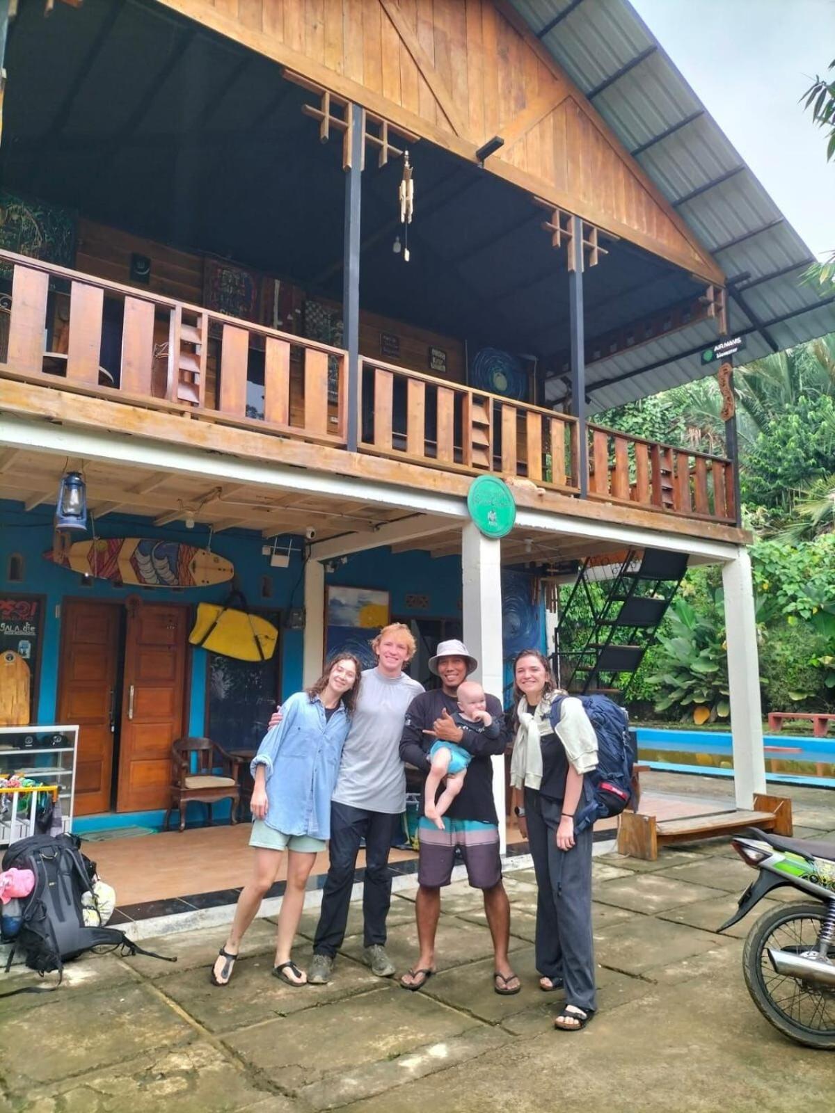 Apartmán Air Manis Secret Surfcamp Taluk Batung Exteriér fotografie